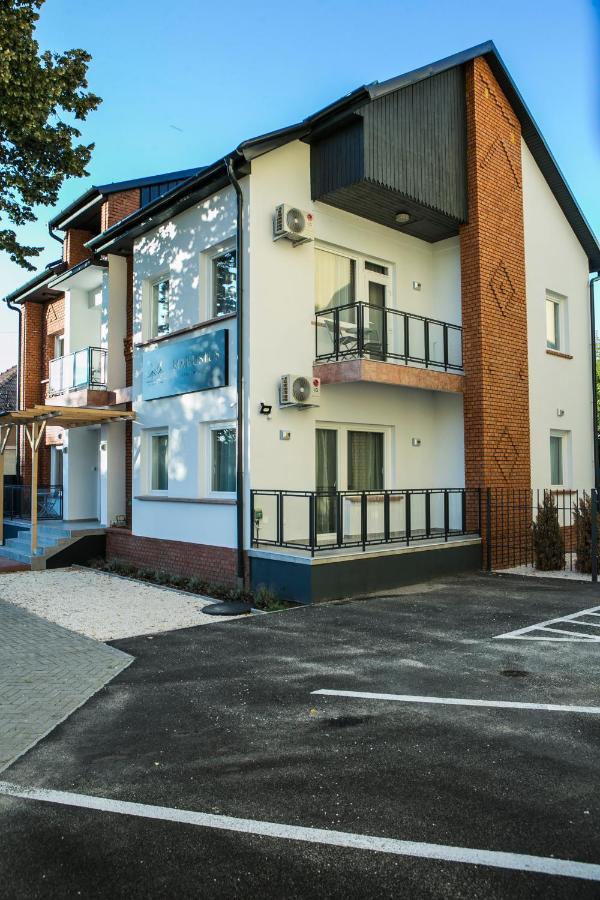 Апартаменты Marusius Apartmanhaz Мако Экстерьер фото